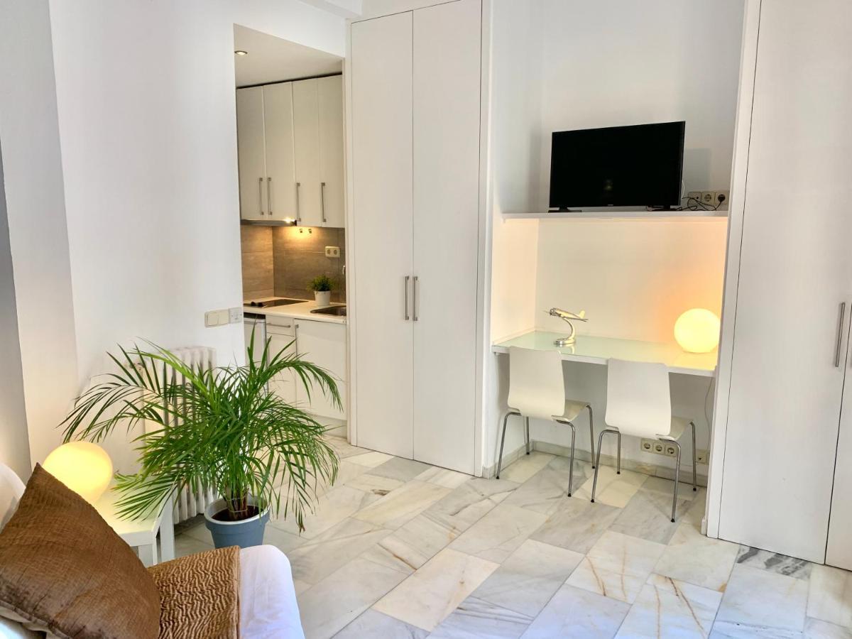 Ferienwohnung Alquiler Temporal Plaza Mayor Madrid Exterior foto